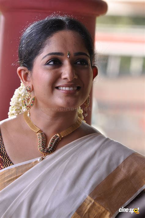 Kerala Saree Actress Unseen Kapoor