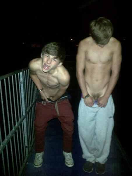 hot shirtless chav lads fit males shirtless and naked