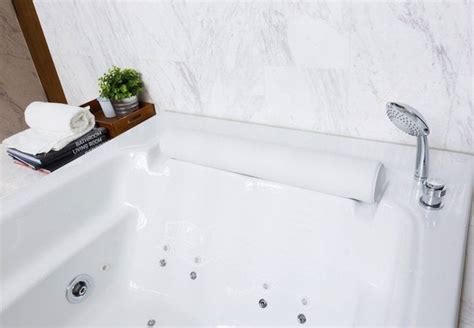 whirlpool tub  purging jets bathtub designs