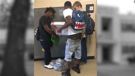 He Was Bullied Over His Clothes So Classmates Stepped In Cnn Video
