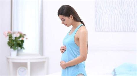 Kehamilan Usia Muda Rawan Mengalami Keguguran Kenali Faktor