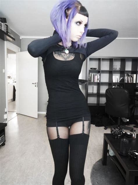 top goth sexy shorts black top black dress pastel
