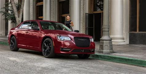 A Buyers Guide To The 2021 Chrysler 300 – Metro Chrysler Dodge Jeep