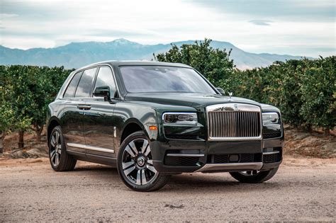 review  rolls royce cullinan car