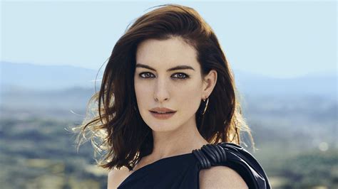 3840x2160 Anne Hathaway 2019 4k Hd 4k Wallpapers Images Backgrounds