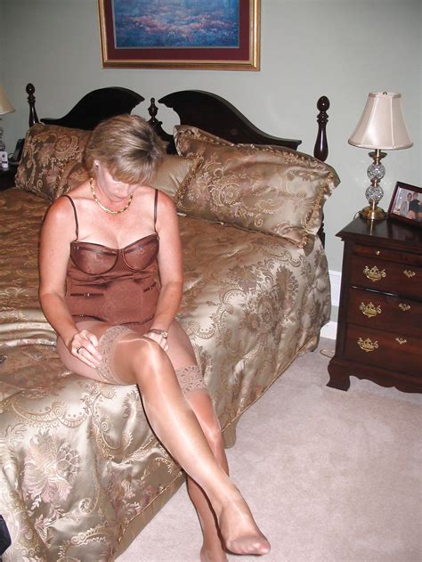 Blonde Mature Wife Shows Off In Front Of Her Husband 2on2 78 Pics