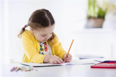 fun ways  kids  learn  write   familyeducation