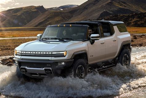 electric gmc hummer unveiled    launch automotive daily