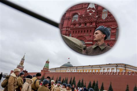 Moscow Re Enacts Famous 1941 Military Parade On Red Square The Moscow