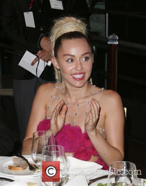Miley Cyrus Biography News Photos And Videos