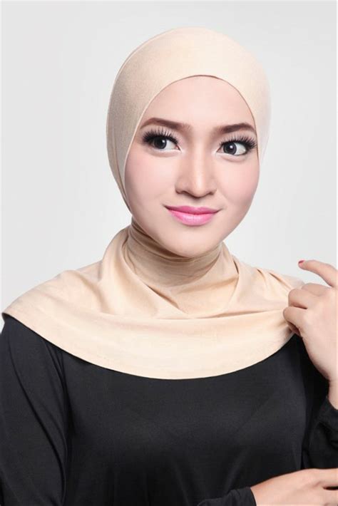 warna ciput hijab cream voal motif