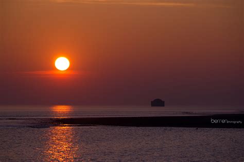 wallpaper ocean uk sunset red sea portrait sun