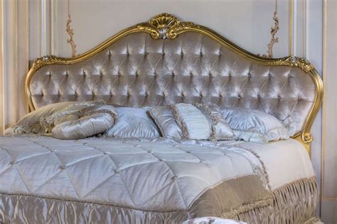 classic room  double bed  gold details vimercati classic