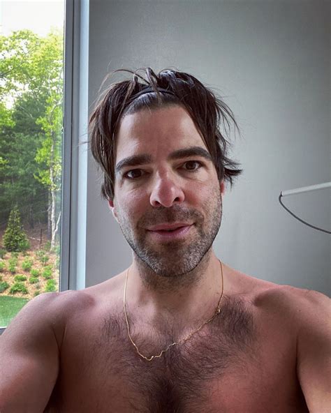 Zachary Quinto Celebrates 4 Years Of Sobriety With A Sun