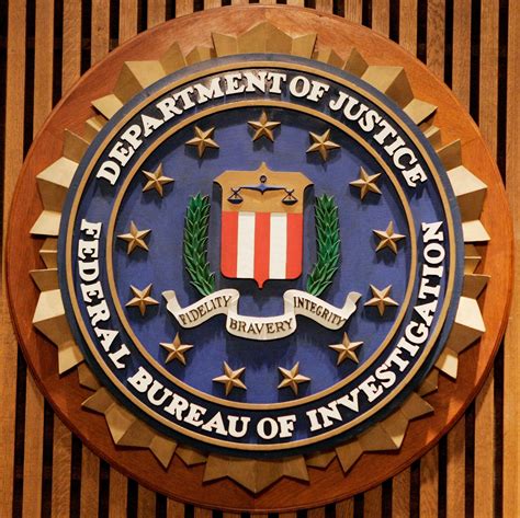 fbi ordered  disclose  dark surveillance program police