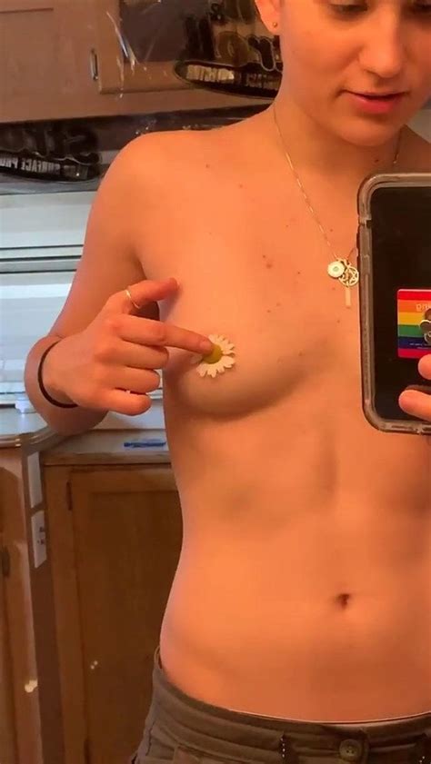 Bex Taylor Klaus Nude — Lesbian Actress Leaked Pics