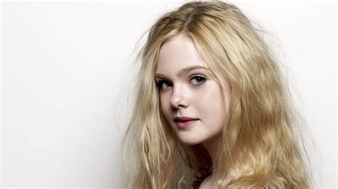 4569769 women face elle fanning actress blonde rare gallery hd