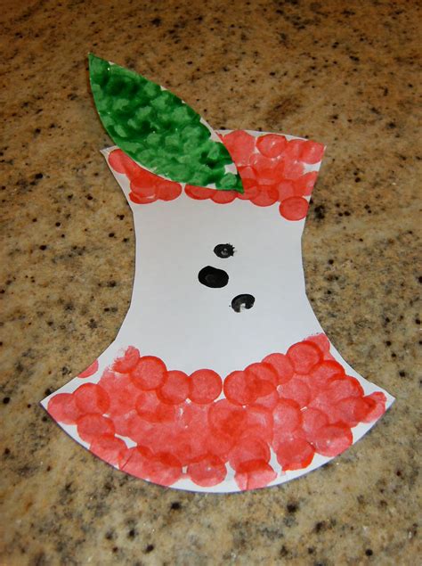 paper plate apple core fun family crafts