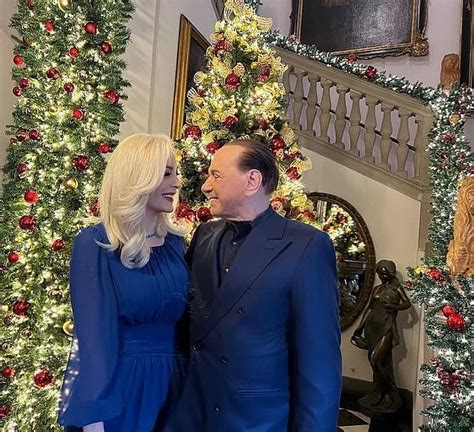 Silvio Berlusconi 85 Holds Symbolic Wedding To His 32 Year Old Mp