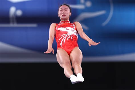 gymnastics zhu leads china    womens trampoline reuters