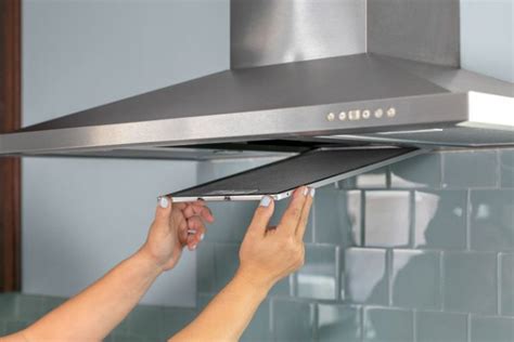 clean  oven  extractor hood   induction plate