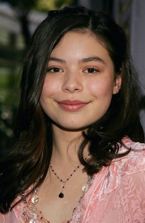 What S Miranda Cosgrove Up To Today She S No Longer The Little
