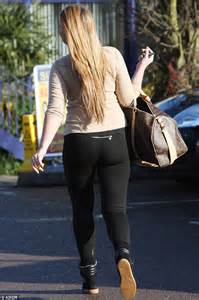 Lauren Goodger Shows Off Her Curves In Tight Lycra As She Heads To The