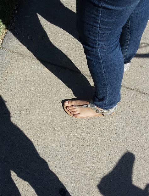 mexican milf 20 natural toes only flickr