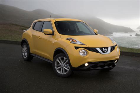 nissan juke crossover review carbuzz