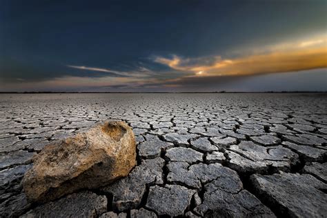 dry lake  kansas drought effects large rock   dry flickr