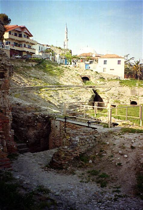 durazzo albania theatres amphitheatres stadiums odeons ancient greek roman world teatri odeon