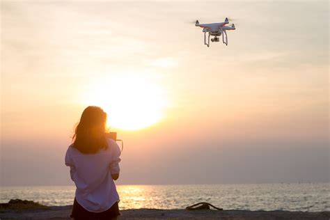 gopro karma  dji mavic pro perbandingan drone terbaik bukareview
