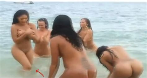 naked jamacan women mature ladies fucking