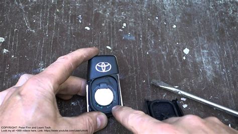 toyota corolla key remote replacement