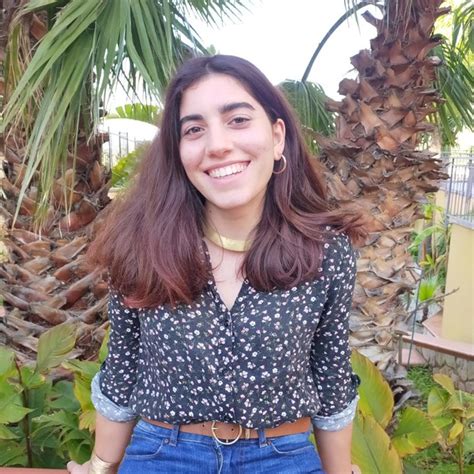 Morena Granada Soy Una Chica De 20 Años Madrelingua Italiana En