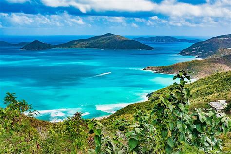 reasons  charter   british virgin islands beautiful