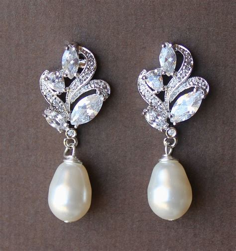 crystal bridal earrings crystal  pearl drop earrings
