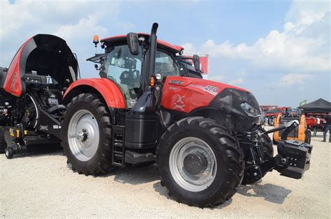 case ih optum tractors unveiled  farm progress show tractors case
