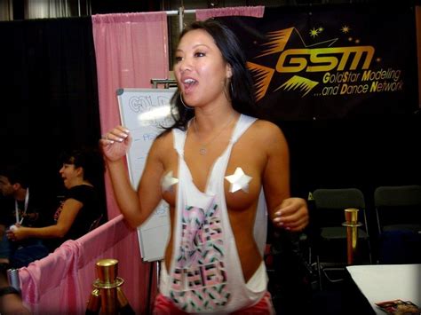 japanese american pornstar asa akira gangbang galore porn dude blog