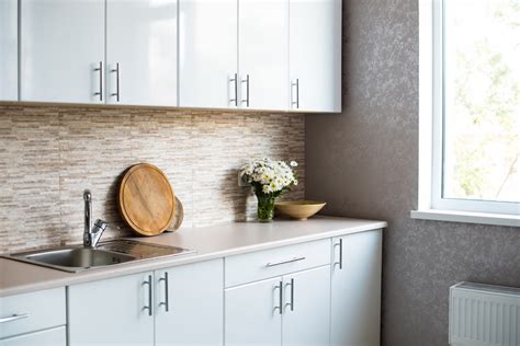 kitchen cabinets cost  linear foot  average cost