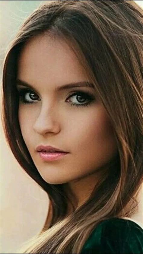 Pin By Oryal Guven On Güzel Yüzler Beautiful Girl Face Brunette