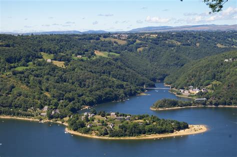 site naturel de la presquile de laussac therondels patrimoine naturel tourisme aveyron