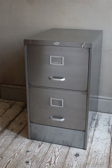 art metal  drawer filing cabinet discoverattic