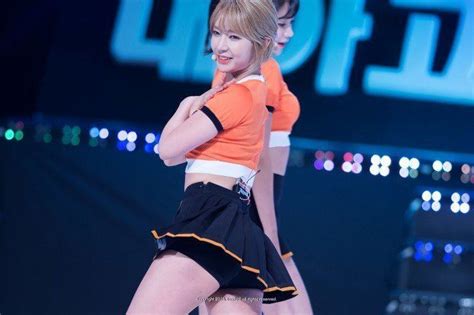 This May Be The Sexiest Moment Of Aoa Choa Caught On