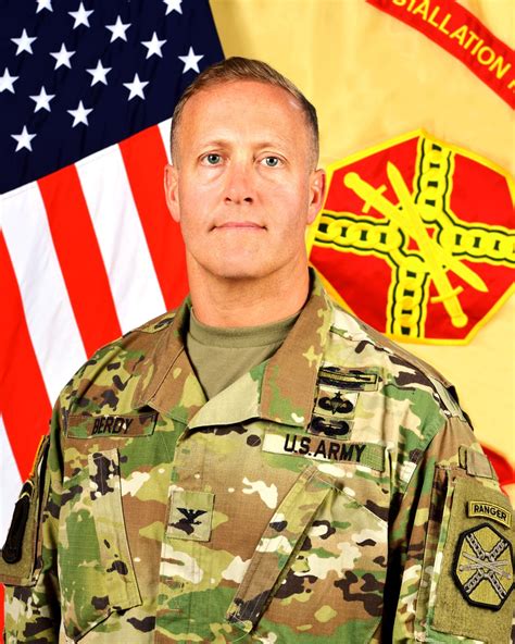 garrison commander talks leadership transparency article  united states army