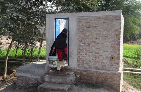 Women’s Fight For Toilets In Rural Pakistan