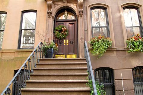 Address Of Carrie Bradshaw Apartment Apartment Post