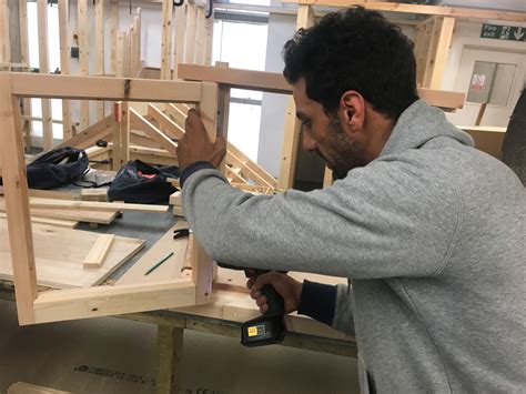 carpentry courses    students