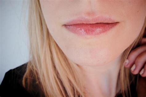 15 things only girls with thin lips understand sheknows