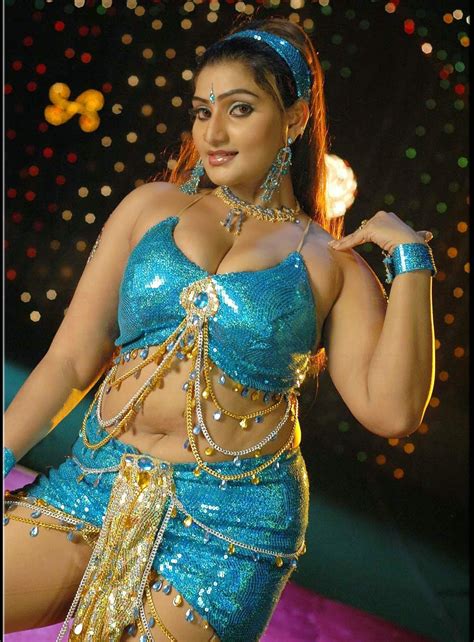 tamil new actress latest photos stills gallery in hd masala rajavu